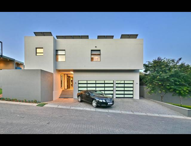 5 BEDROOM HOUSE FOR SALE IN BRYANSTON